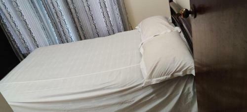 Zara?s Service Apartment