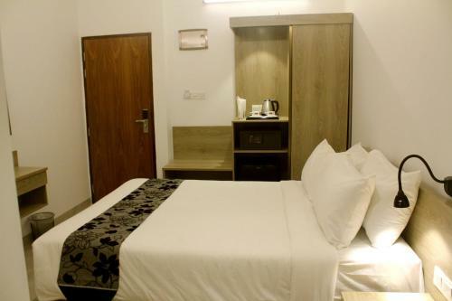 Yes Bd Hotel Group
