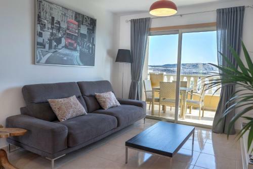 Apartamento La Perla Beach Apt With Pool