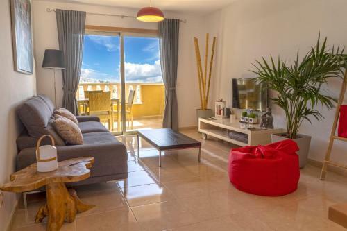 Apartamento La Perla Beach Apt With Pool