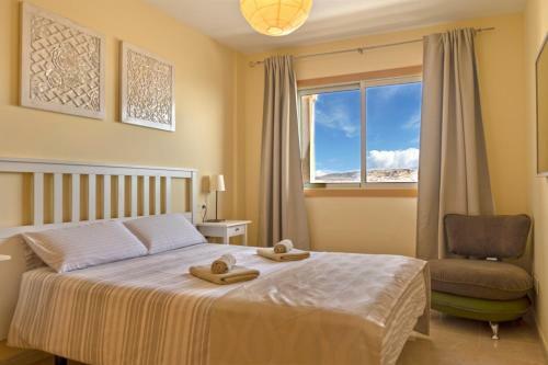 Apartamento La Perla Beach Apt With Pool