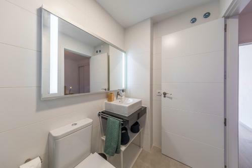 Apartamento The Strelitzia Terrace - By Medano4you