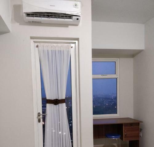 Apartemen Springlake Summarecon Bekasi-by Bu Johan
