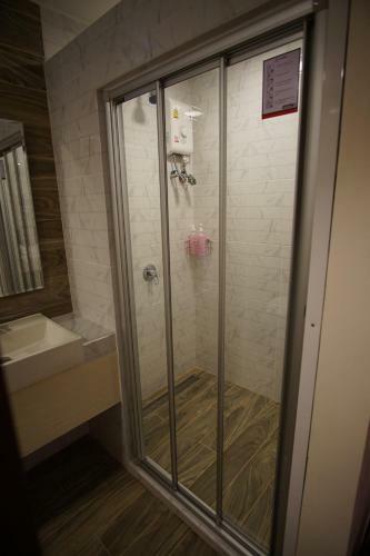 Kim Hotel @ Bangplong