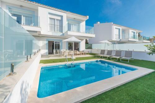 Villa Lago B! Vacaciones En Las Playas de Mallorca