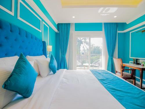 Hotel de Amour - A Dreamy Getaway