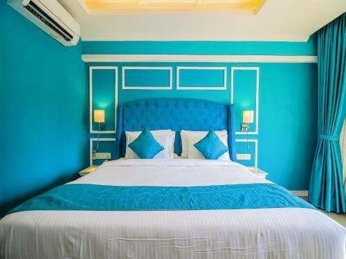 Hotel de Amour - A Dreamy Getaway