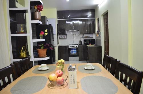 Tanani Newa Home (Mt. Gouri)