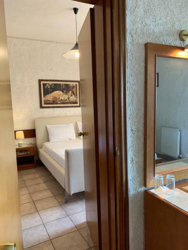 Sariza Spring Hotel