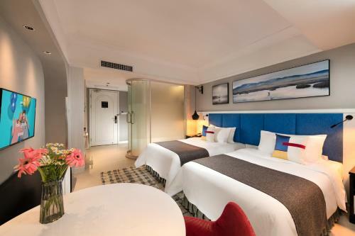 Hotel Park Inn Beihai Yintan Wanda Plaza
