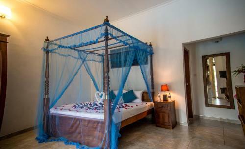 Hostal Sanda Hiru Villa