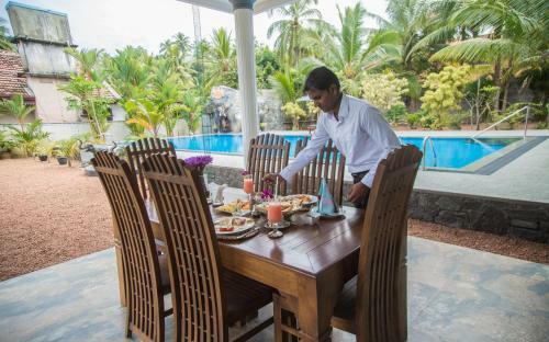 Hostal Sanda Hiru Villa