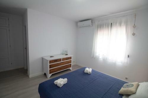 Apartamento Con Terraza Y Piscina A Metros de La Playa