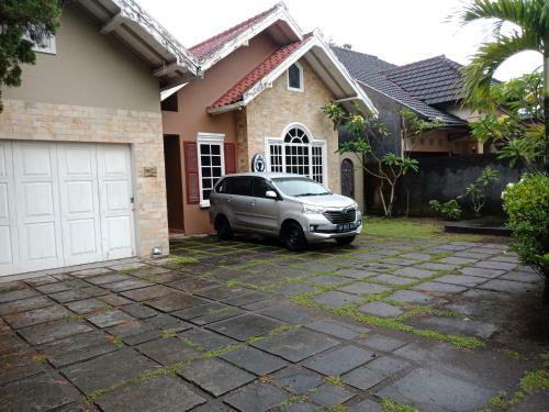 Villa Tamu Ibu