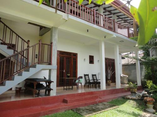 Bed & Breakfast Sapara River Guest