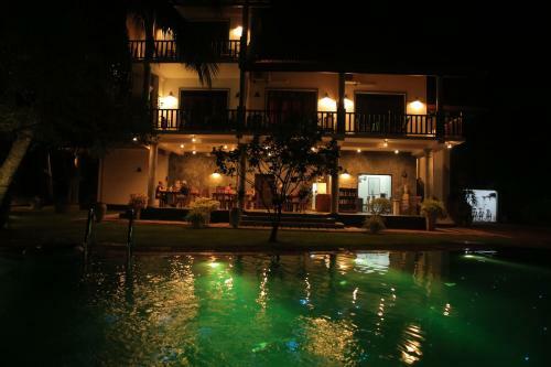 Bed & Breakfast Canal Villa