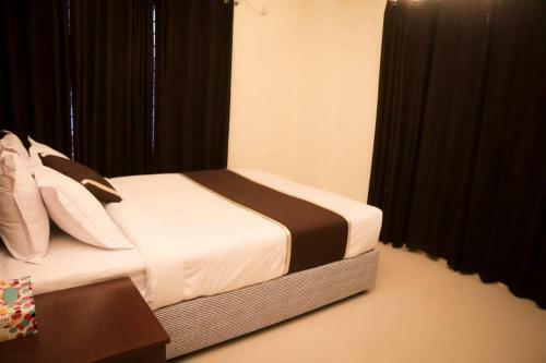 Hotel Golden Hill
