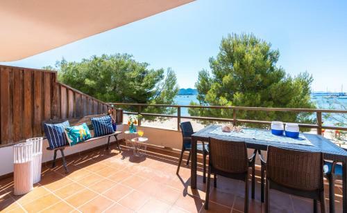 Apartments Port De Pollen�a