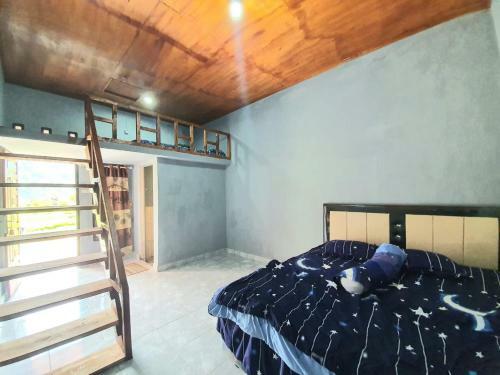 Hostal Pemandian Air Panas Dan Penginapan Mitra Sibayak