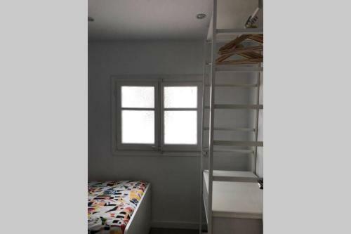 M3 Terrace. Cool Apartment 15 Min Center By Metro