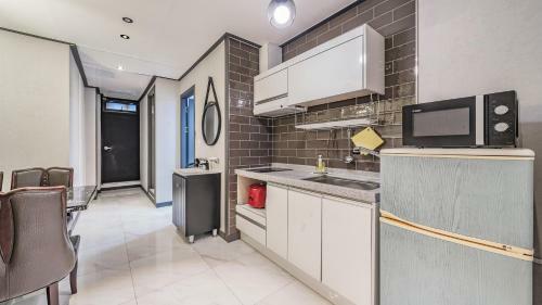 White Beach Pension