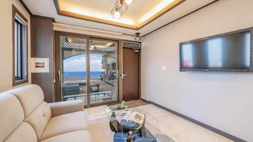 White Beach Pension