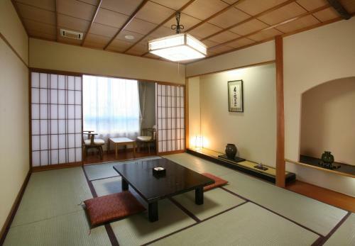 Nakahara Bessou