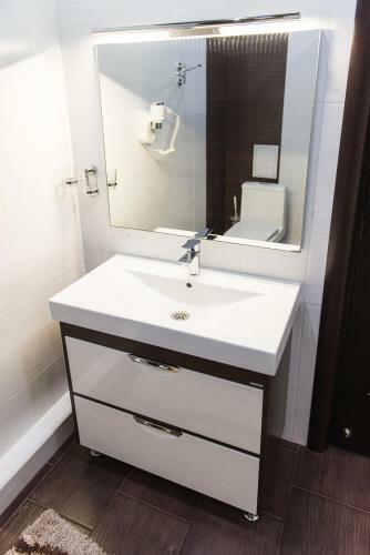 Apartment On Kunayeva 38