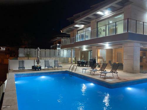 Villa Altos Golf Bah�a Finestrat