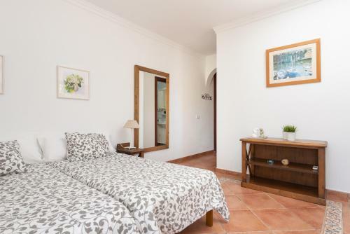 Beautiful Villa Puig Des Call For 18 Guests With Pool