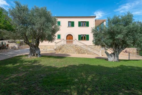 Beautiful Villa Puig Des Call For 18 Guests With Pool