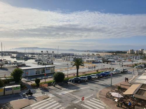 Apartaments N�ria Plaja