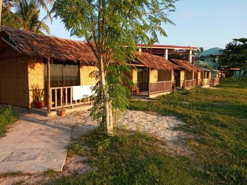 Hotel Hutkins Beach