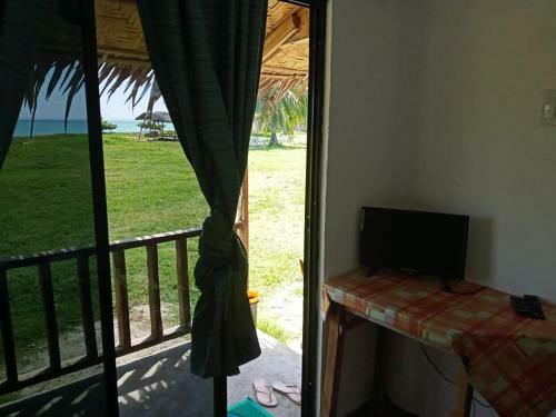 Hotel Hutkins Beach