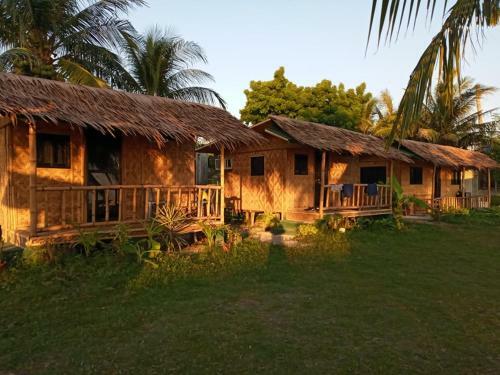 Hotel Hutkins Beach