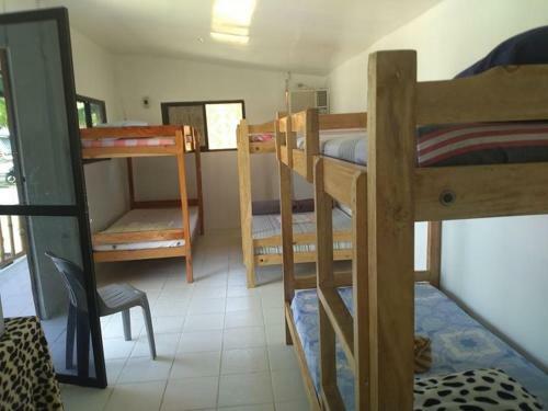 Hotel Hutkins Beach