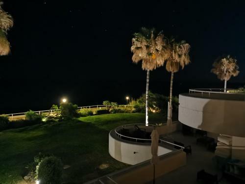 Sinfonia Del Mar Apartment