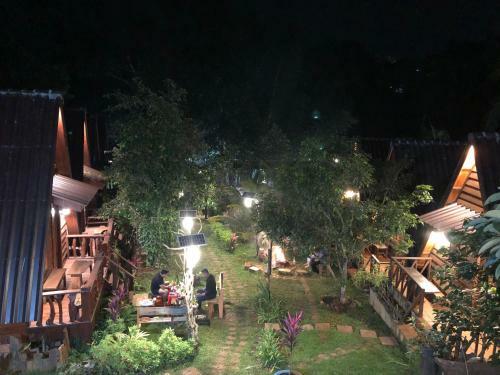 Hostal Mondulkiri Pizza Bungalows