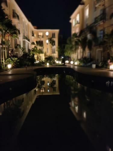 Comfycorner - Luxurious 2-bhk Apartment