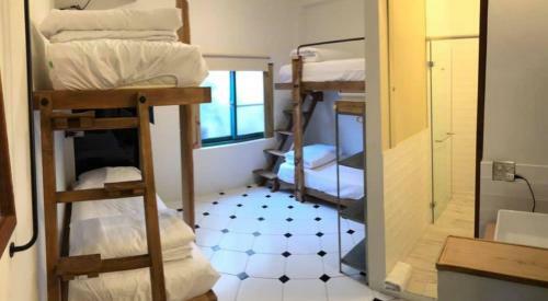 Hostal H. 1967