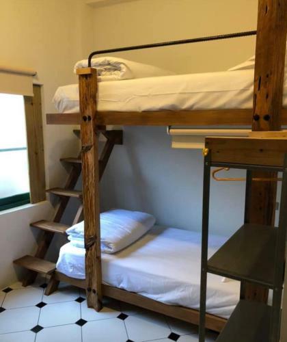 Hostal H. 1967