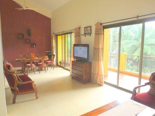 06) Spacious Luxurious Penthouse Apartment Sleeps 7 & Wifi
