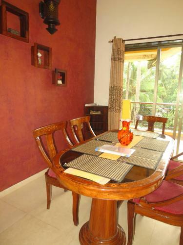 06) Spacious Luxurious Penthouse Apartment Sleeps 7 & Wifi