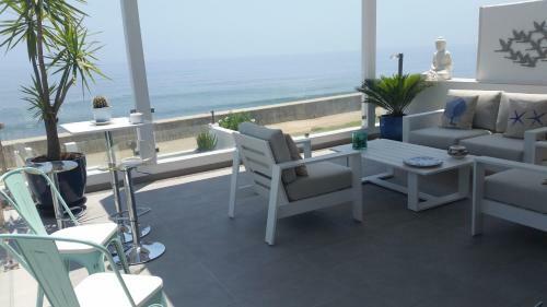 Beach-front Bahia Dorada