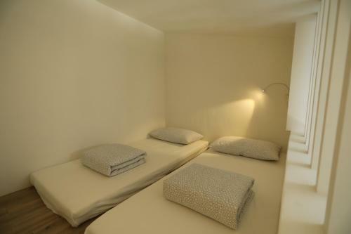 Dongshan Yi Hostel