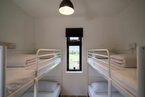 Dongshan Yi Hostel