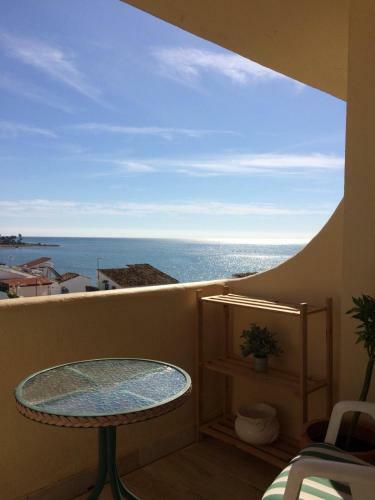 Apartamento Casa Cachita-en 1� L�nea de Playa