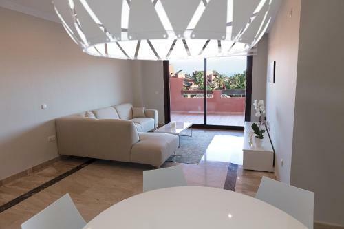 Marina Luxury Apartment
