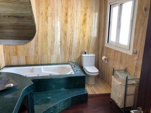 Apartamento Atico-duplex Primera Linea de Playa En El Centro de Estepona