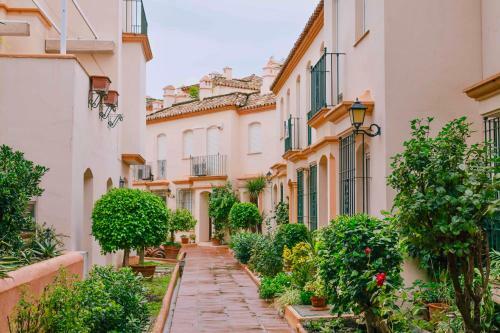 Estepona Seafront Apartment